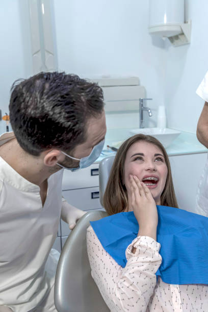 Best Emergency Orthodontic Repairs in Claymont, DE